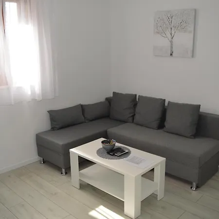 Lea Apartment Hvar Town