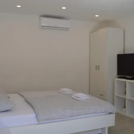 Lea Apartment