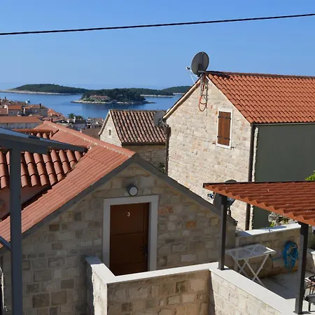 Lea Hvar Town