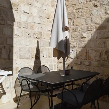 Lea Apartment